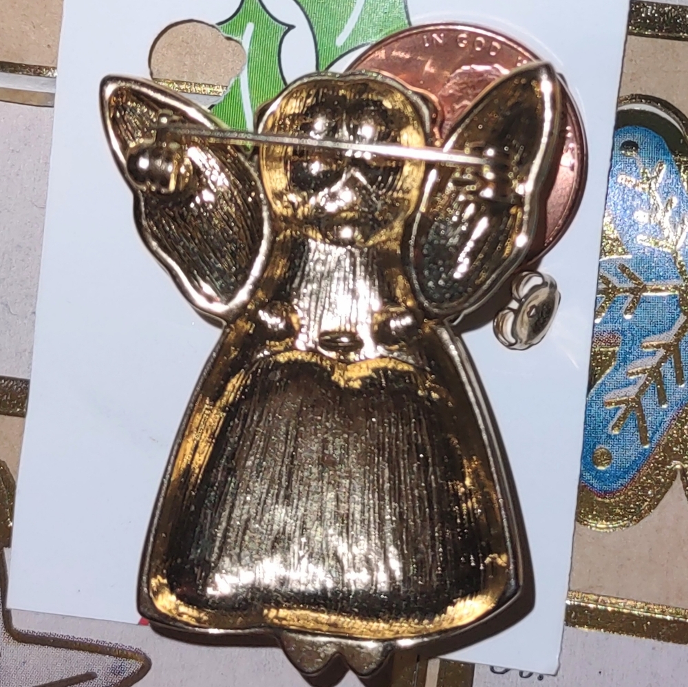 2 Music Theme Brooch Pins - Picture 11 of 15
